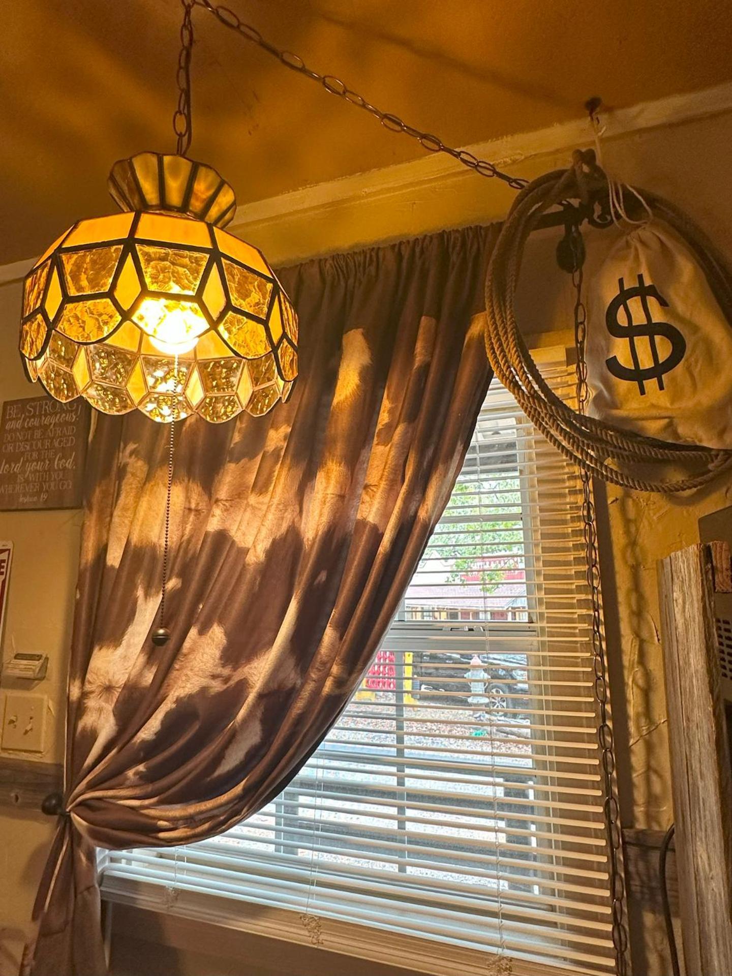 Acorn Hideaways Canton Rustic Old West Frontier Suite Buitenkant foto